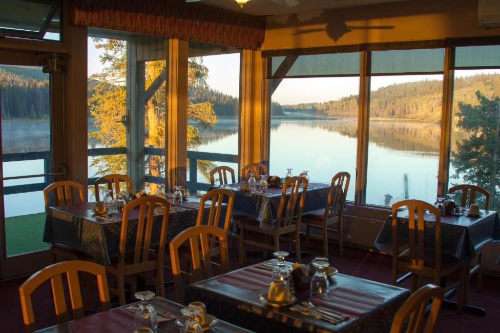 Lac Le Jeune Nature Resort Logan Lake Εξωτερικό φωτογραφία