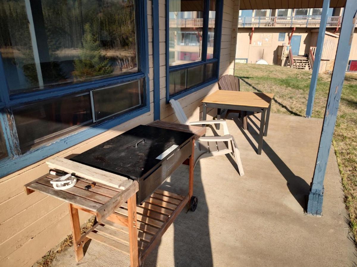 Lac Le Jeune Nature Resort Logan Lake Εξωτερικό φωτογραφία
