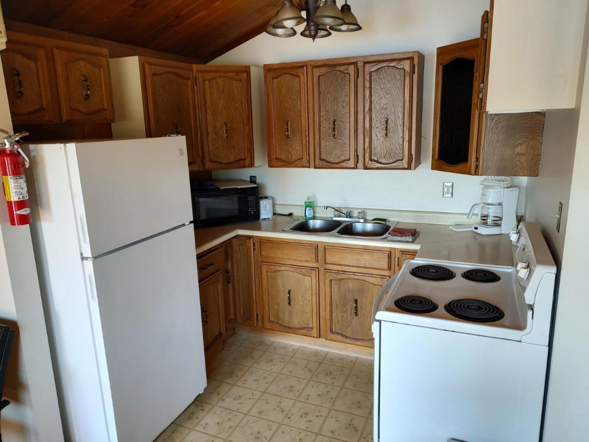 Lac Le Jeune Nature Resort Logan Lake Εξωτερικό φωτογραφία