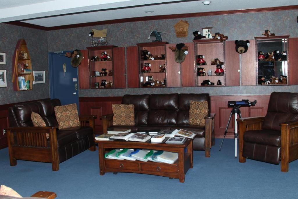 Lac Le Jeune Nature Resort Logan Lake Εξωτερικό φωτογραφία