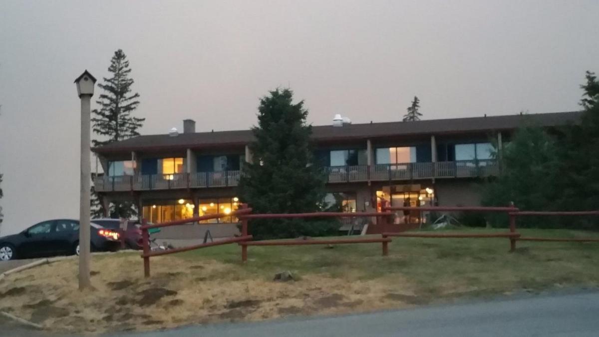 Lac Le Jeune Nature Resort Logan Lake Εξωτερικό φωτογραφία